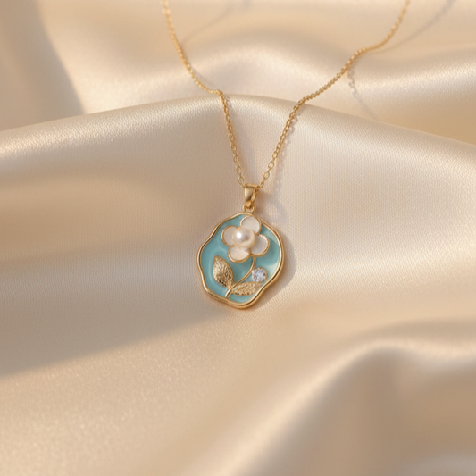 PEARL BLOSSOM NECKLACE