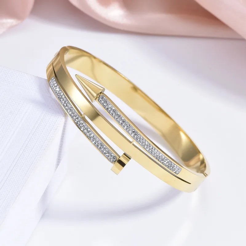 NAIL STAINLESS STEEL DIAMOND BANGLE