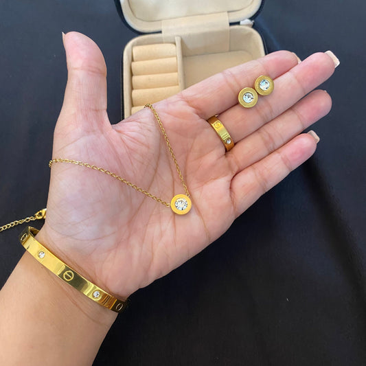 Stainless steel stone set