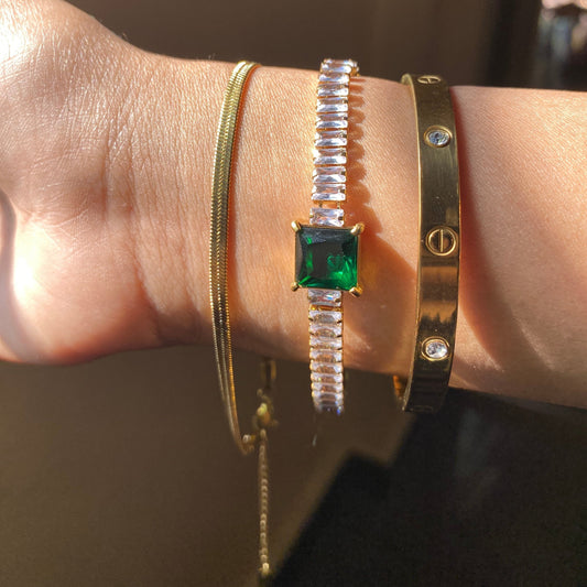 MAJESTIC ALLURE SET LUXURIOS BRACELETS & BANGLE