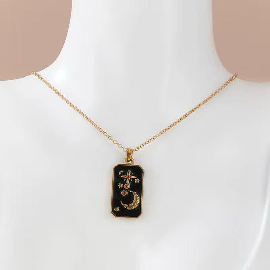 Moon' black tarot card pendant