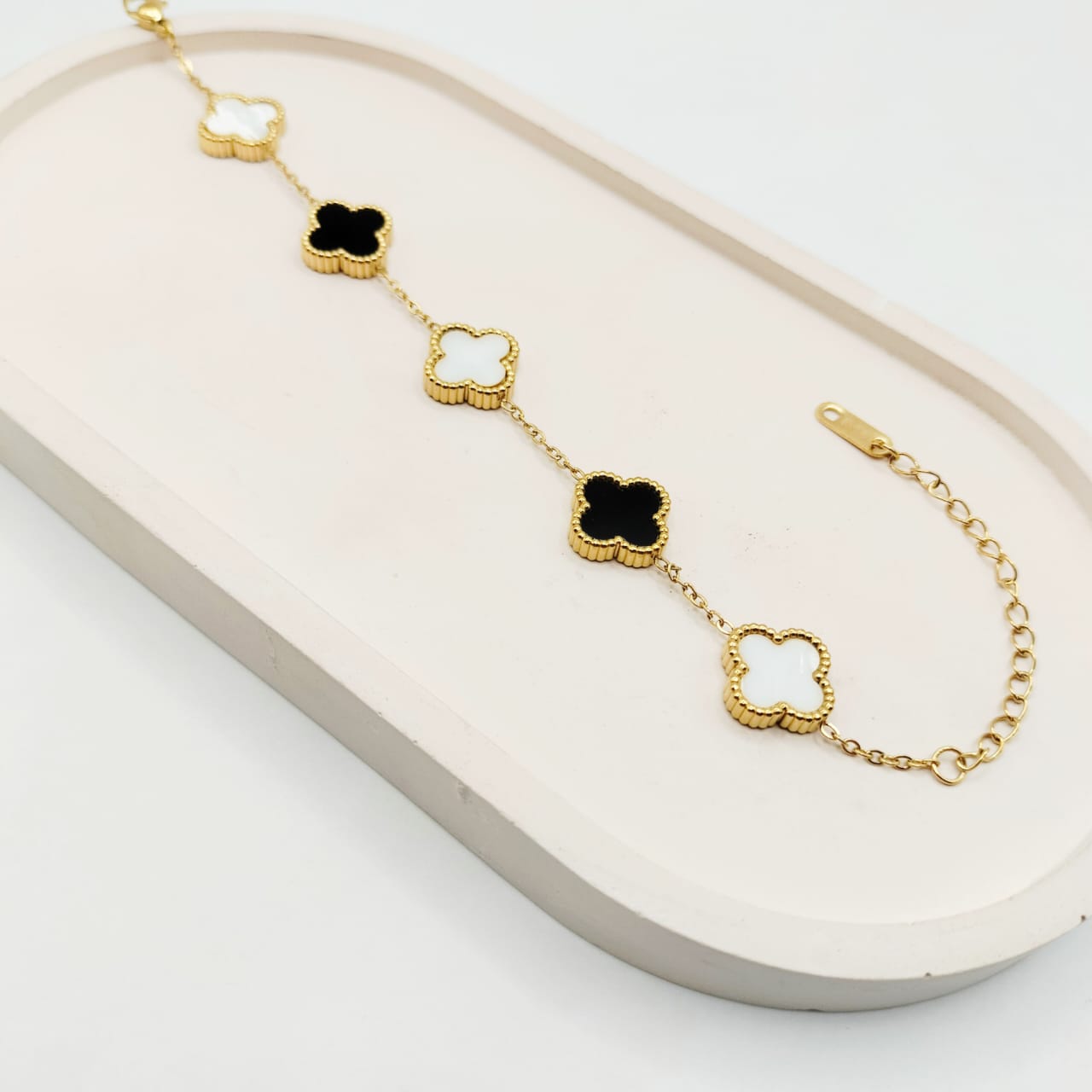 White & Black Double Sided Clover Bracelet