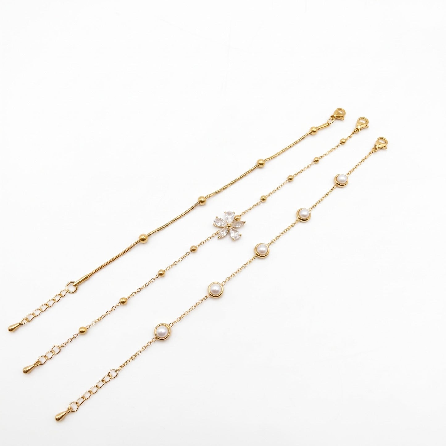 Elegant Pearl & Daisy Charm Bracelet Set