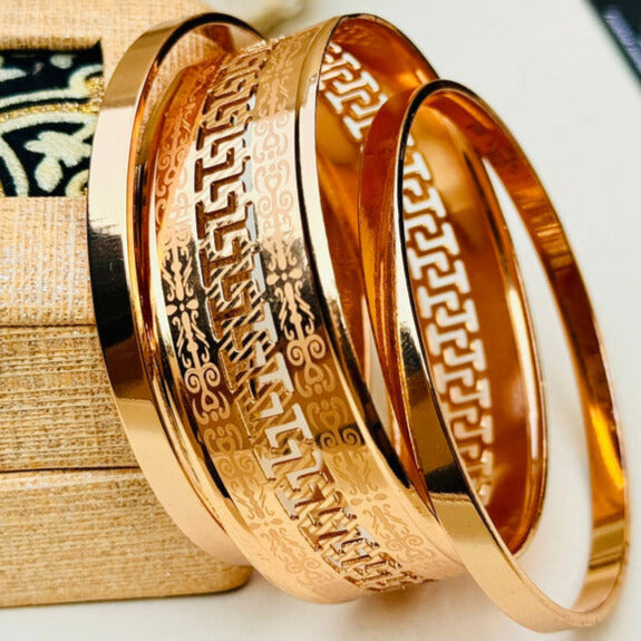 3 PIECES SET OF METAL BANGELS