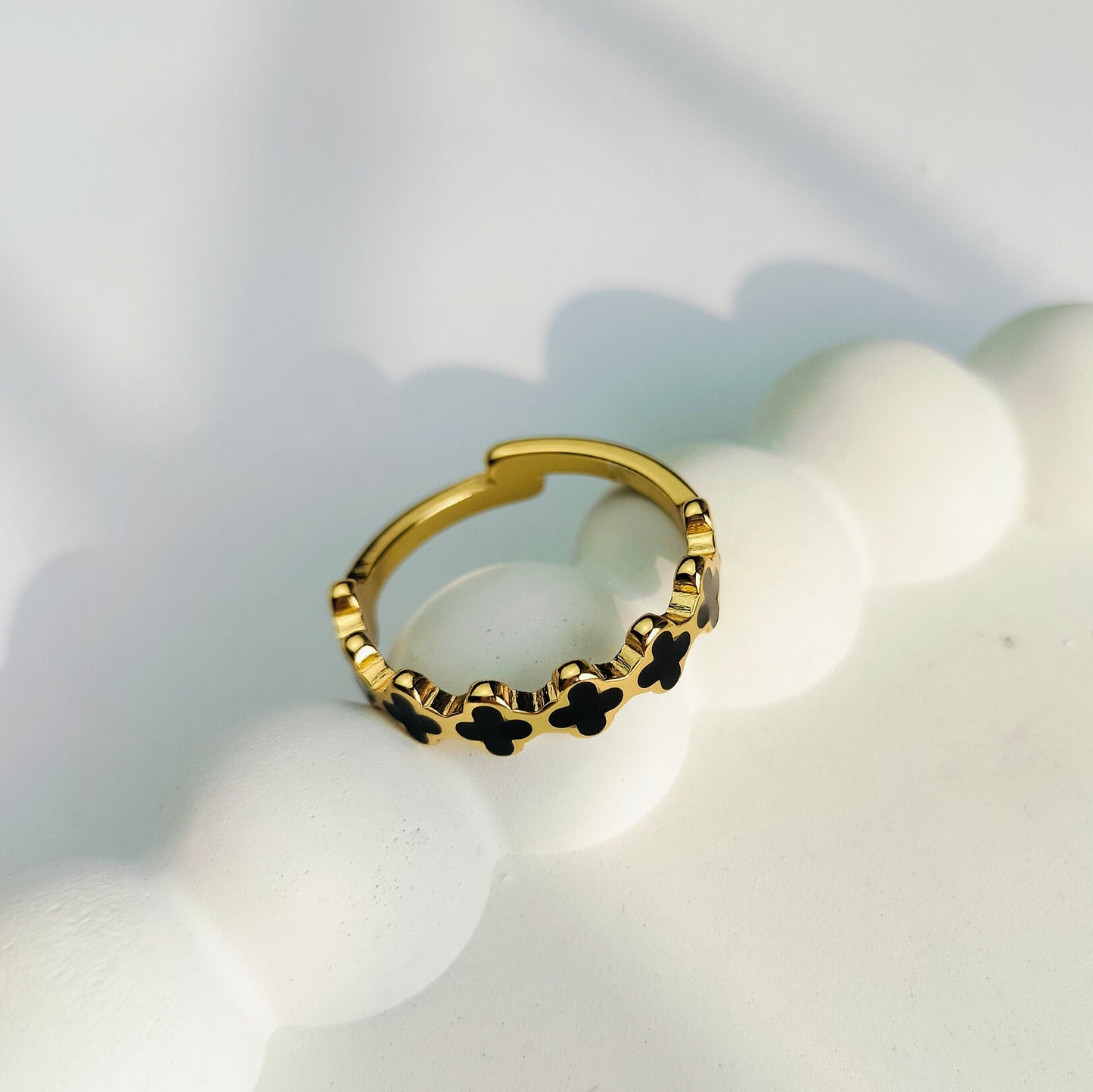 BLACK CLOVER ADJUSTABLE RING