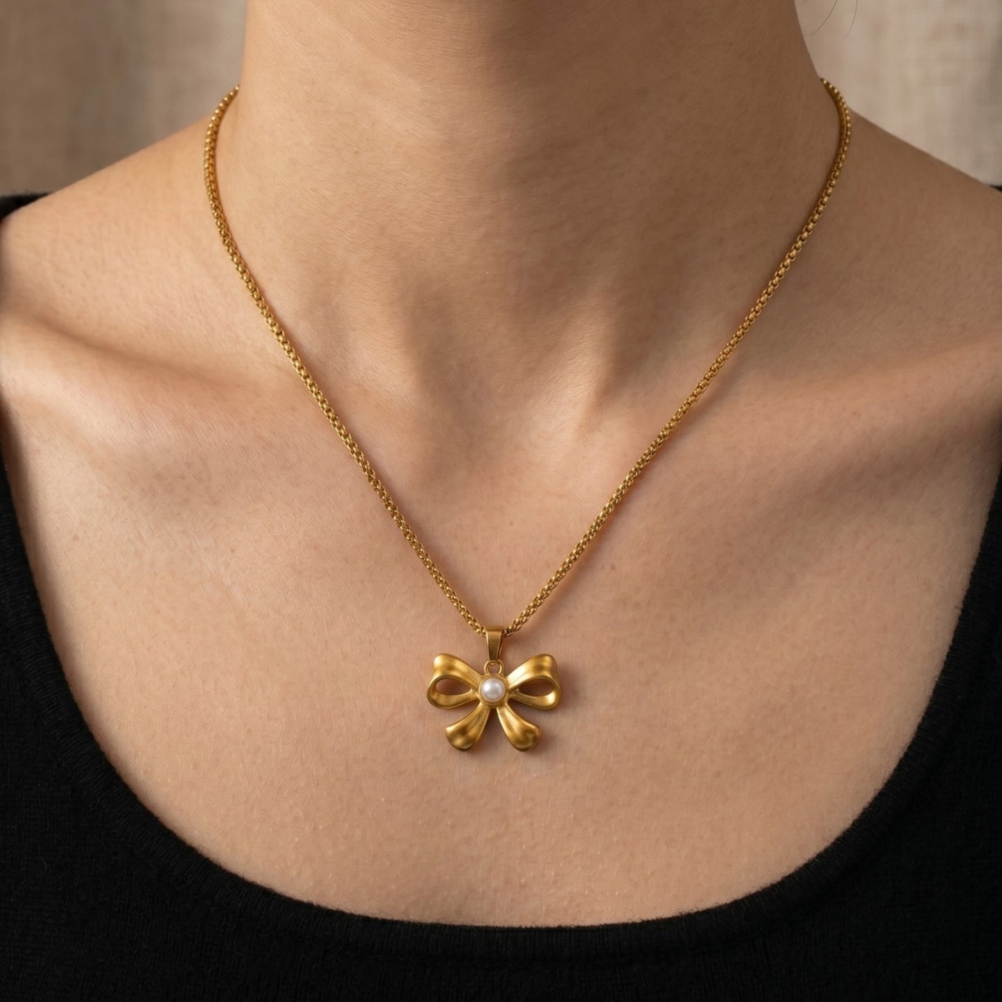 Pearl Bow Necklace