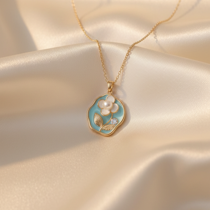 PEARL BLOSSOM NECKLACE