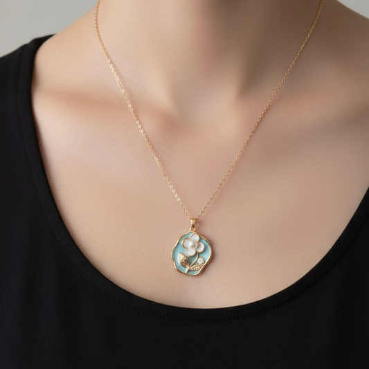 PEARL BLOSSOM NECKLACE