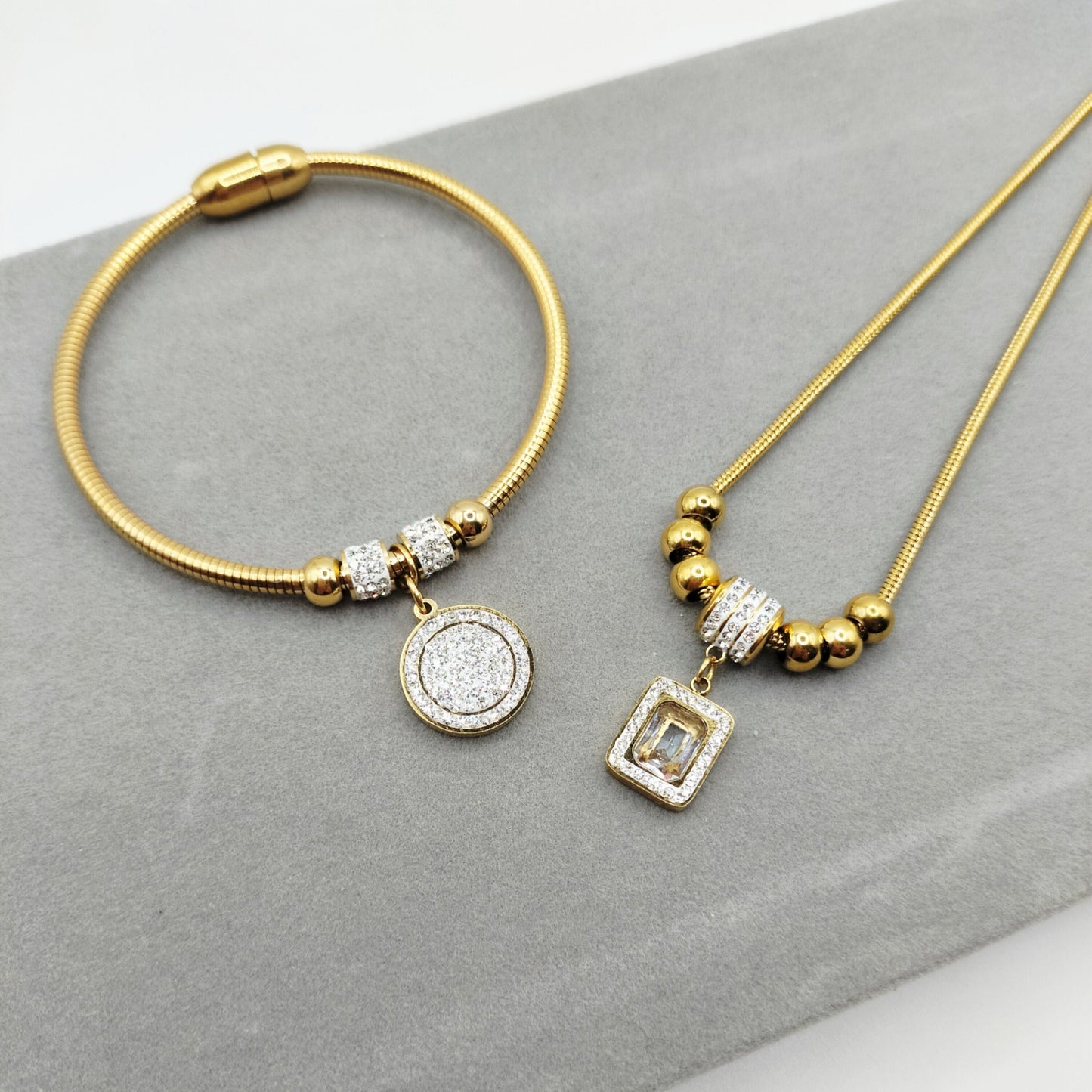 Stainless Steel Magnetic Clasp Round Zircon Set