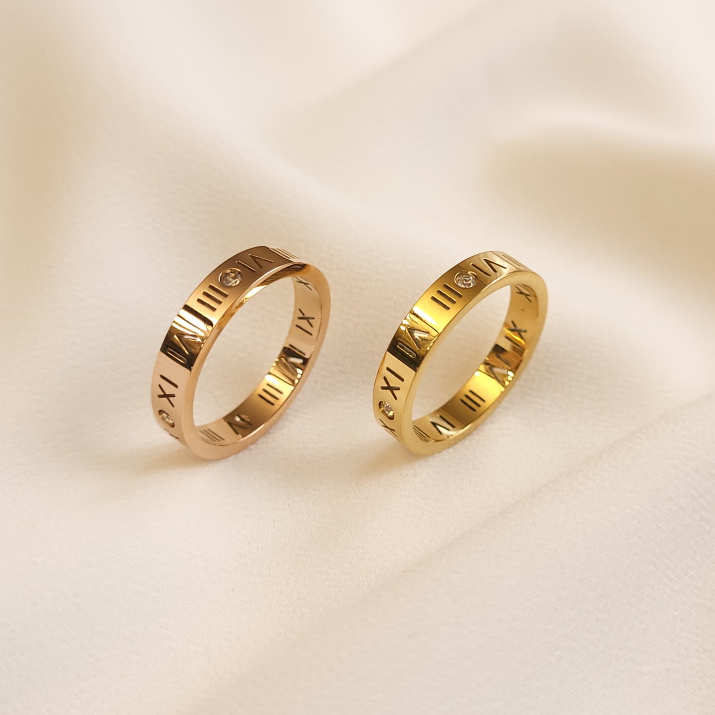 ROMAN NUMERAL BENGLE + RING SET