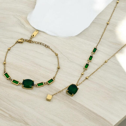 Green Stone pendant and bracelet set