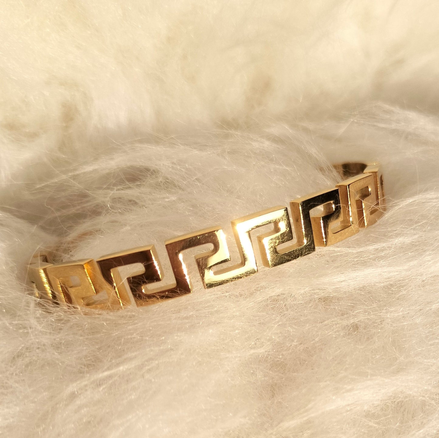 TRENDING VERSACE PREMIUIM BANGLE