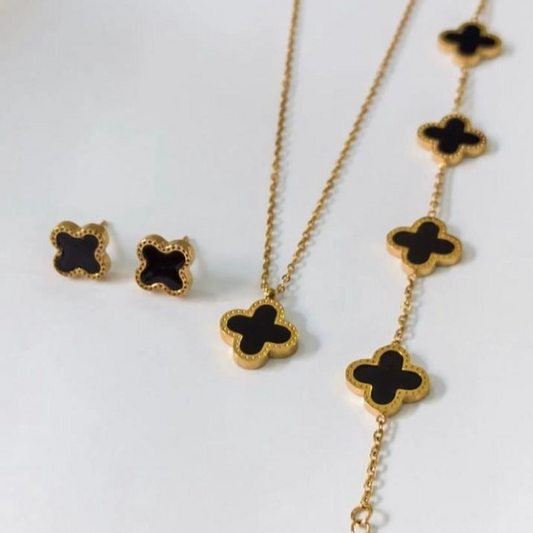 BLACK CLOVER JEWELLERY SET