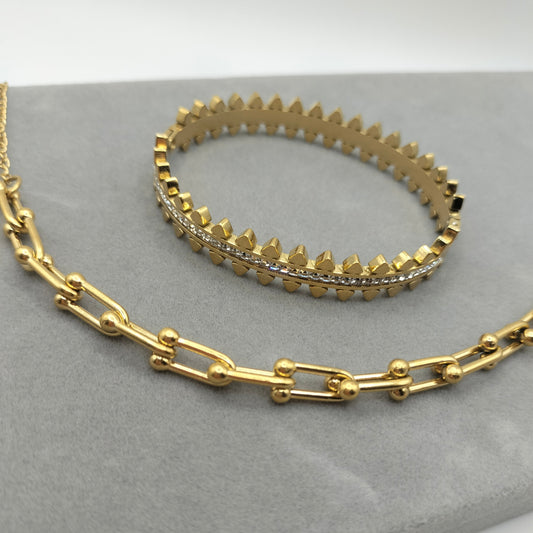 SET OF TWO PIECES PRMEIUIM BANGLE & BRACELET
