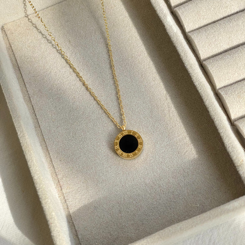 Onyx Circle Necklace