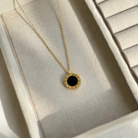 Onyx Circle Necklace