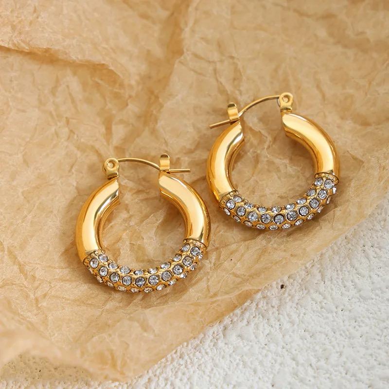 PREMIUM CIRCLE EARRINGS RETRO EXAGGERATED