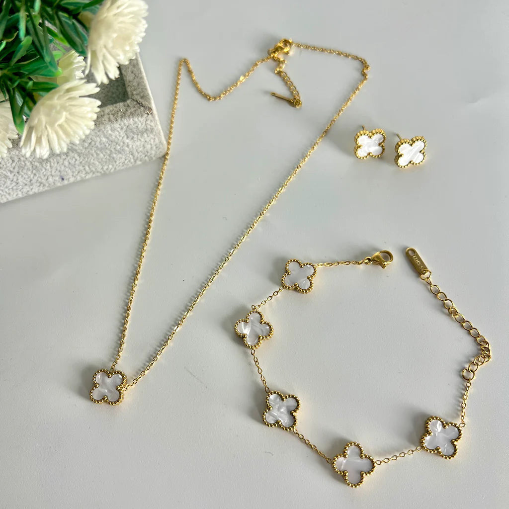 WHITE CLOVER JEWELLERY SET