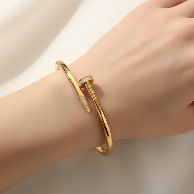 Juste Diamond nail Bangle