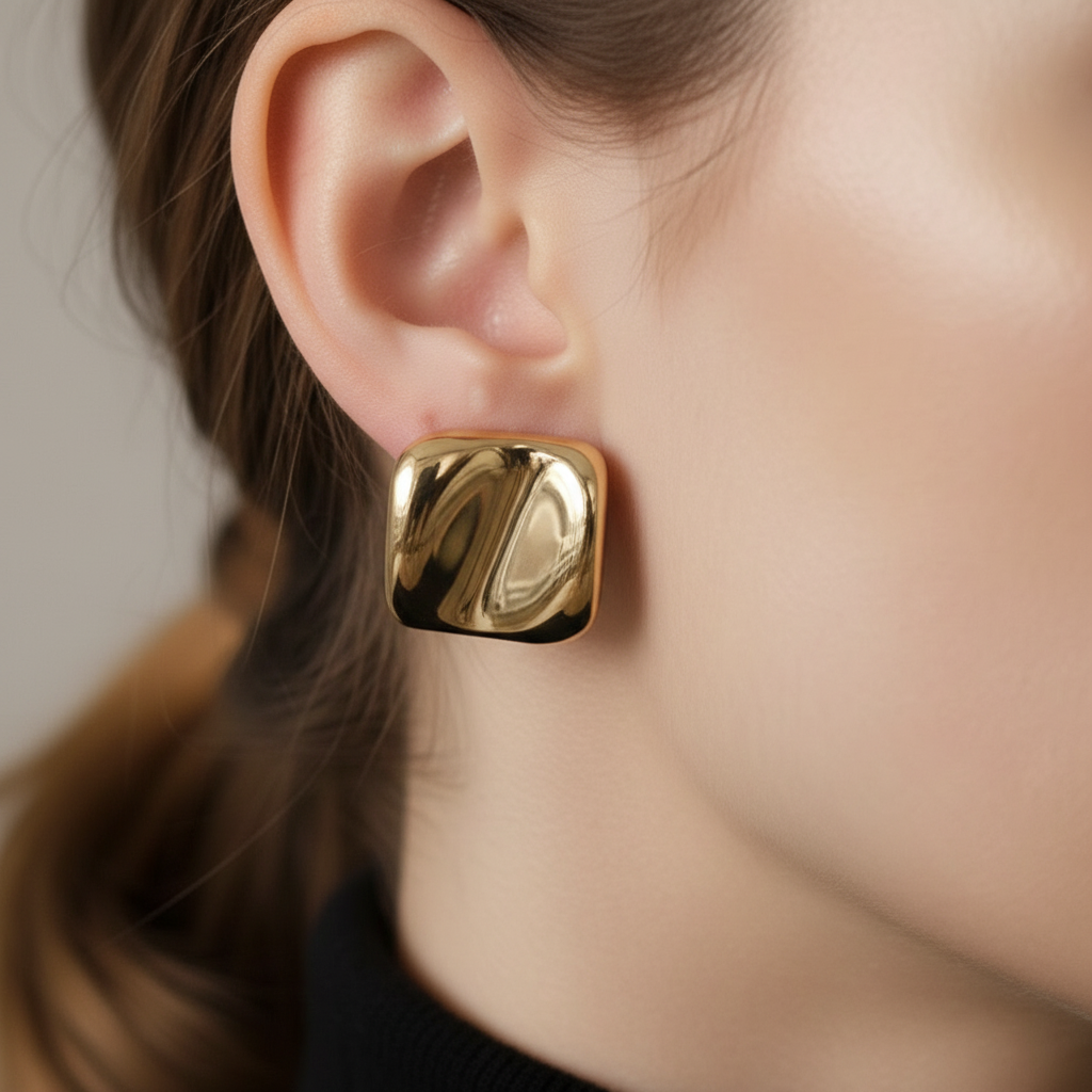 GOLDEN SQUARE EARRINGS