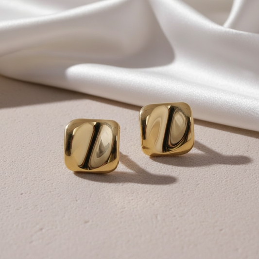 GOLDEN SQUARE EARRINGS