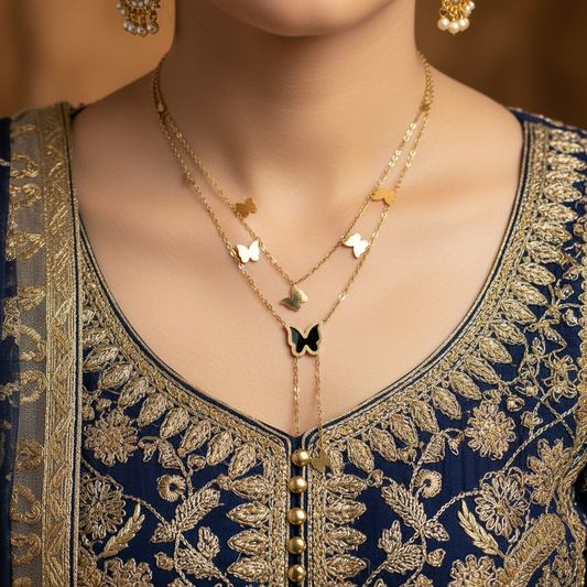 BLUTTERING ELEGANCE - PENDANT