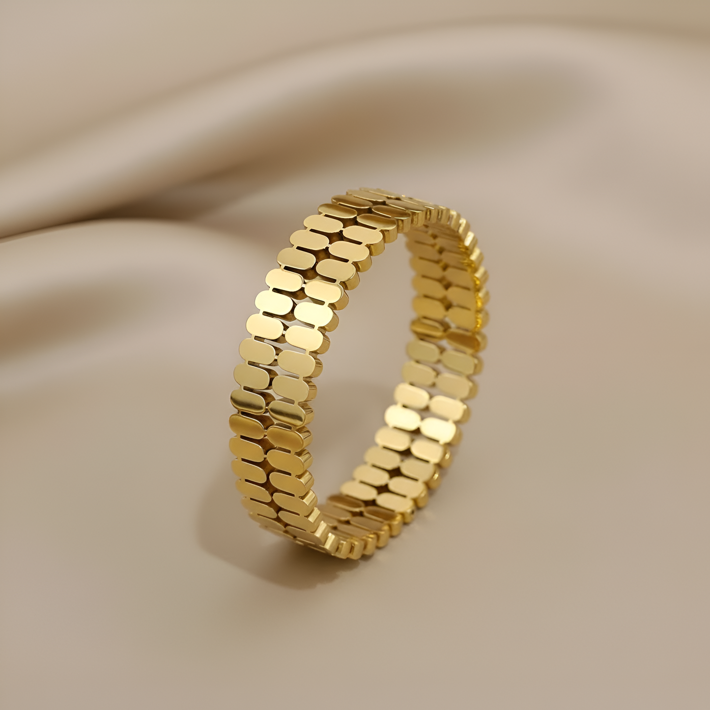 OVAL BEAD BANGLE