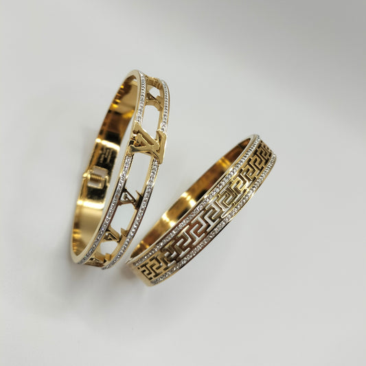SET OF 2 BANGLES LV & VERSACE*