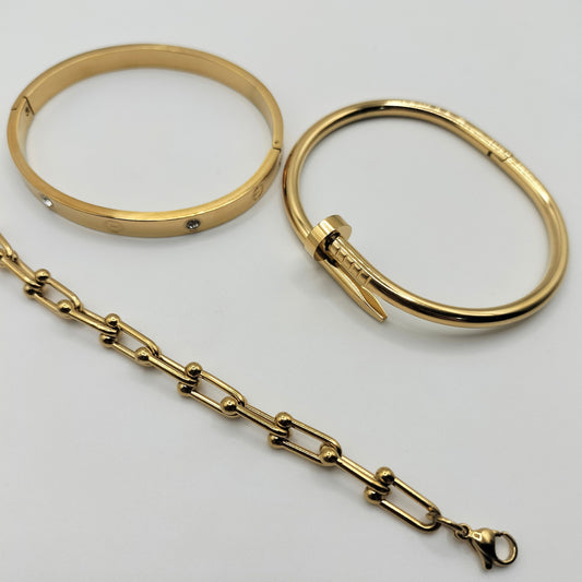 SET OF 3 ELEGANCE PIECES BANGLES AND BRACELET