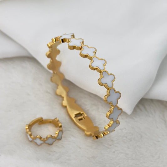 WHITE CLOVER BANGLE & RING