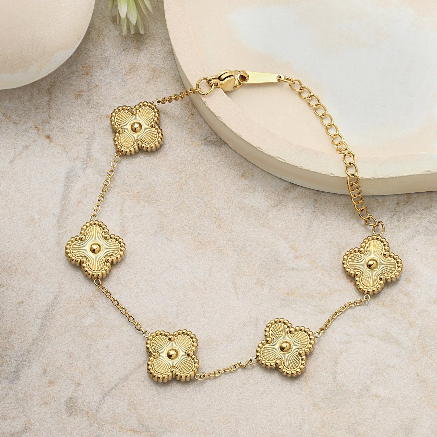 Golden Fleur Bracelet