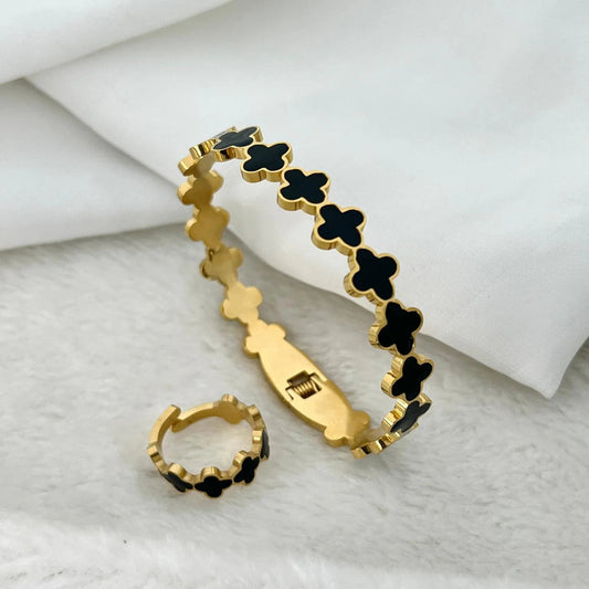 BLACK CLOVER STAINLESS STEEL BANGLE & RING